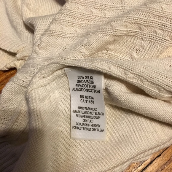 BCBG MaxAzria cream silk knot top XS - Picture 4 of 4